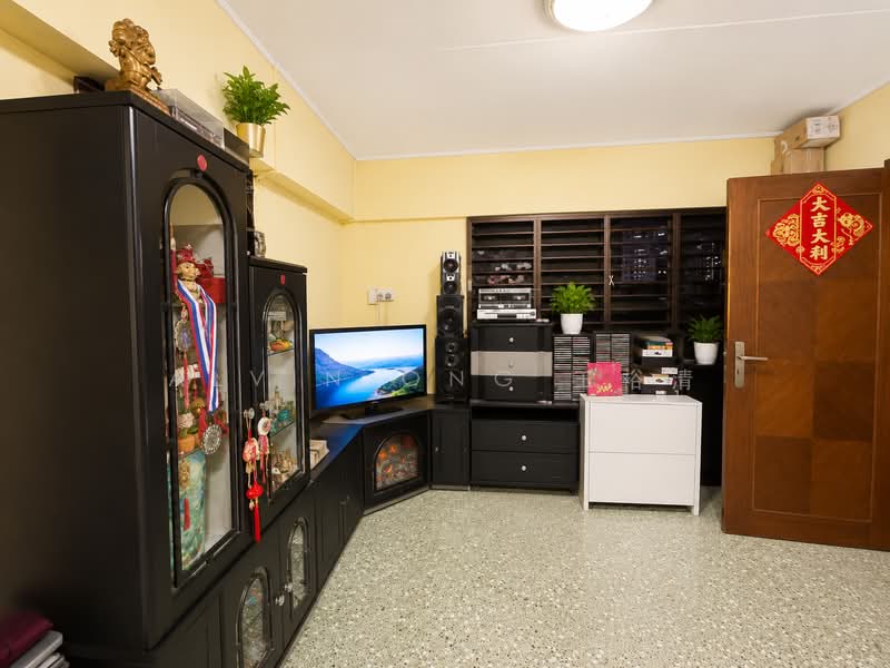 22 Marsiling Drive, 22 Marsiling Drive, 3 Bedrooms, 990 sqft, HDB Flat For Sale, by Alvin Ong 王裕清, 500138008 - Living Room - PropertyGuru.com.sg