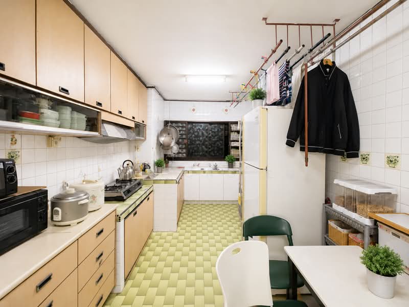 22 Marsiling Drive, 22 Marsiling Drive, 3 Bedrooms, 990 sqft, HDB Flat For Sale, by Alvin Ong 王裕清, 500138008 - Kitchen - PropertyGuru.com.sg