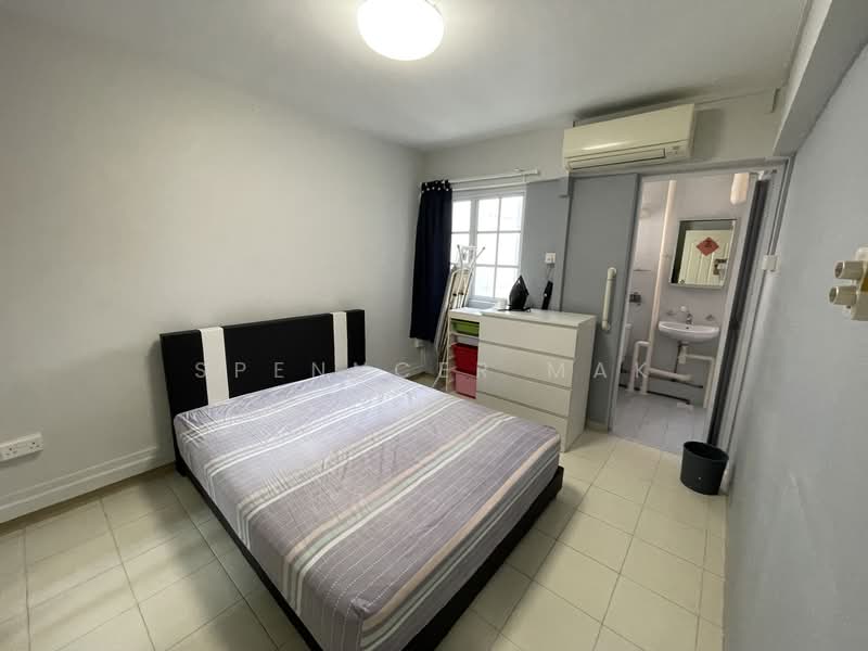 128 Bukit Batok West Avenue 6, 128 Bukit Batok West Avenue 6, 2 Bedrooms, 731 sqft, HDB Flat For Rent, by Spenncer Mak, 500138014 - Bedroom - PropertyGuru.com.sg