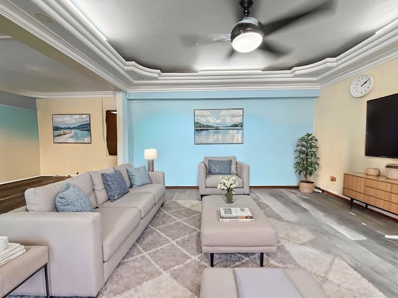 437 Jurong West Avenue 1, 437 Jurong West Avenue 1, 3 Bedrooms, 1,206 sqft, HDB Flat For Sale, by Angie Hong 方安琪, 500138046 - Living Room - PropertyGuru.com.sg