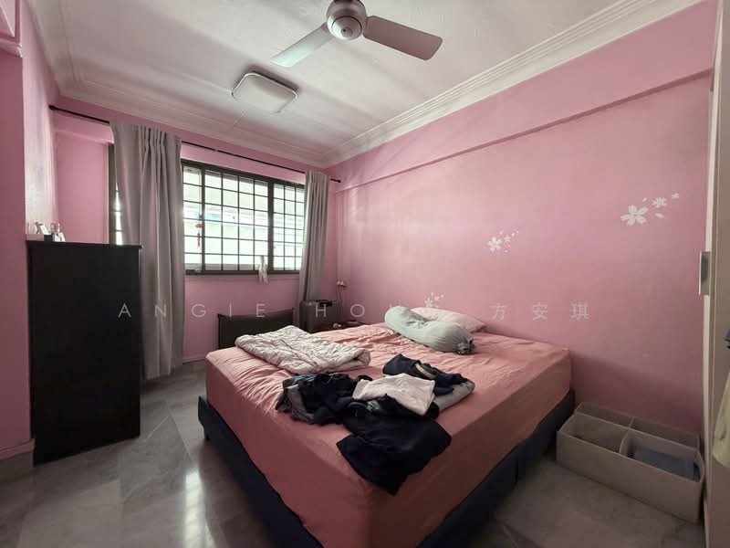 437 Jurong West Avenue 1, 437 Jurong West Avenue 1, 3 Bedrooms, 1,206 sqft, HDB Flat For Sale, by Angie Hong 方安琪, 500138046 - Bedroom - PropertyGuru.com.sg