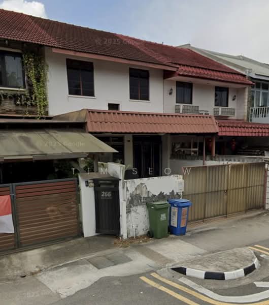 Original 2sty (5min Thomson Plaza), Upper Thomson road, 3 Bedrooms, 1,600 sqft, Terraced House For Sale, by Tim Seow, 500138066 - Exterior - PropertyGuru.com.sg