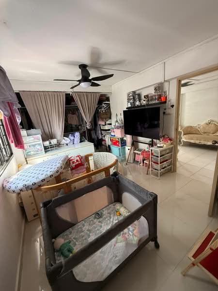85C Lorong 4 Toa Payoh, 85C Lorong 4 Toa Payoh, 2 Bedrooms, 840 sqft, HDB Flat For Sale, by Charlie Ethan Chia, 500138076 - Common Room - PropertyGuru.com.sg