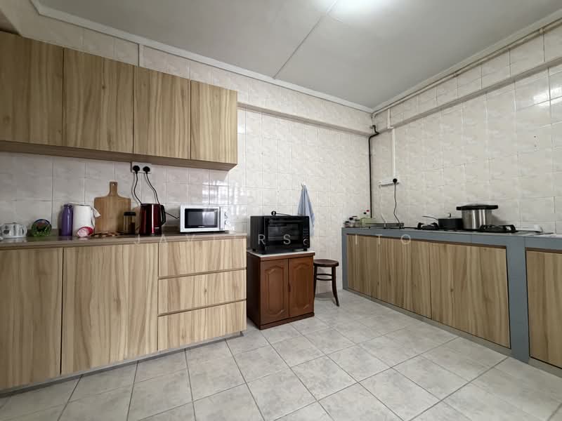 169 Hougang Avenue 1, 169 Hougang Avenue 1, 3 Bedrooms, 1,302 sqft, HDB Flat For Sale, by Javiers Sito, 500138088 - Kitchen - PropertyGuru.com.sg