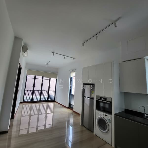 Bijou, 2 Jalan Mat Jambol, 1 Bedroom, 604 sqft, Condominium For Rent, by John Wong 黄宏财, 500138090 - Living Room - PropertyGuru.com.sg