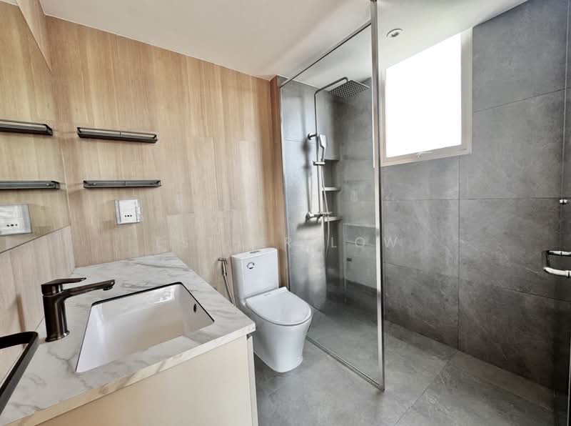 Emerald East, 8D Tanjong Rhu Road, 3 Bedrooms, 1,251 sqft, Apartment For Rent, by Esther Low, 500138098 - Bathroom - PropertyGuru.com.sg