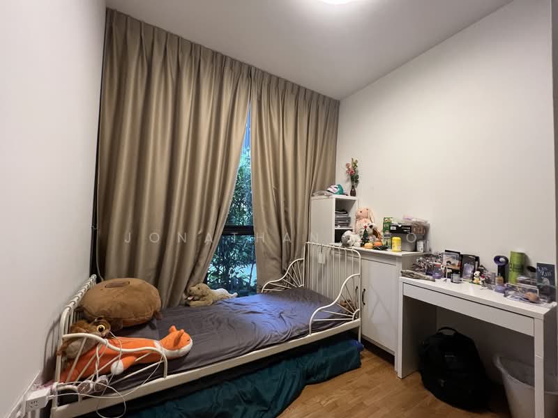 Park Colonial, 6 Woodleigh Lane, 2 Bedrooms, 570 sqft, Condominium For Rent, by Jonathan Yeo, 500138106 - Common Bedroom - PropertyGuru.com.sg