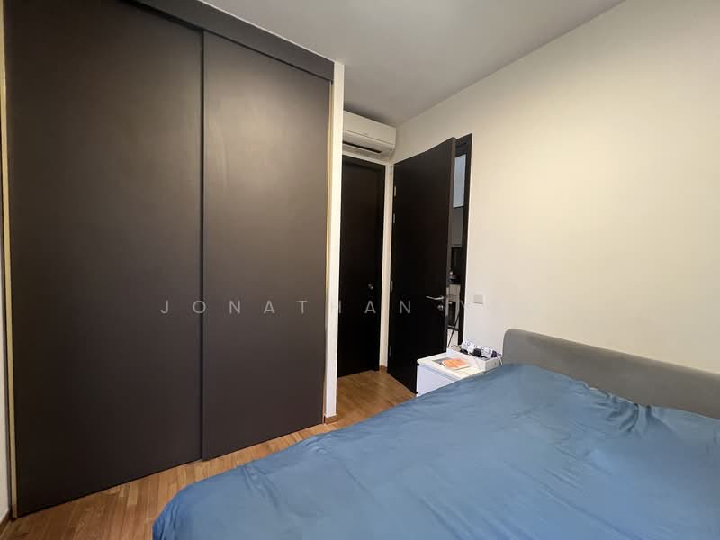 Park Colonial, 6 Woodleigh Lane, 2 Bedrooms, 570 sqft, Condominium For Rent, by Jonathan Yeo, 500138106 - Master Bedroom - PropertyGuru.com.sg