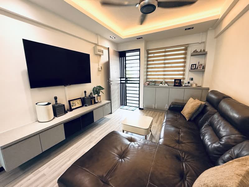 108 Ang Mo Kio Avenue 4, 108 Ang Mo Kio Avenue 4, 2 Bedrooms, 721 sqft, HDB Flat For Sale, by SQ Raudha, 500138123 - Living Room - PropertyGuru.com.sg