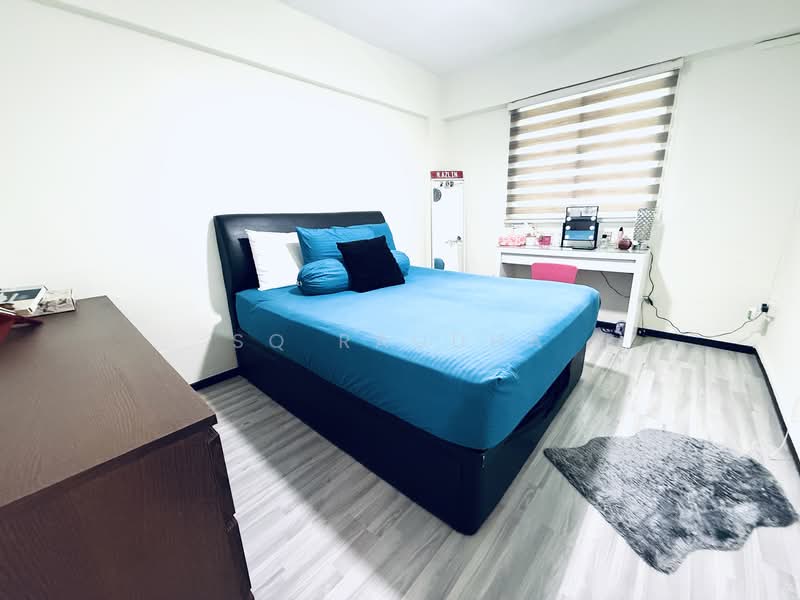 108 Ang Mo Kio Avenue 4, 108 Ang Mo Kio Avenue 4, 2 Bedrooms, 721 sqft, HDB Flat For Sale, by SQ Raudha, 500138123 - Bedroom - PropertyGuru.com.sg