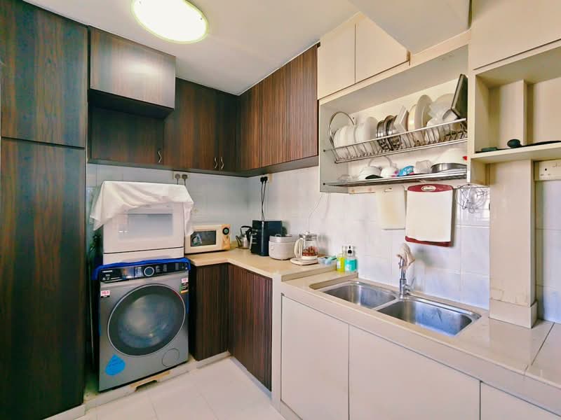 414 Commonwealth Avenue West, 414 Commonwealth Avenue West, 4 Bedrooms, 1,345 sqft, HDB Flat For Sale, by James Lee, 500138126 - Kitchen - PropertyGuru.com.sg