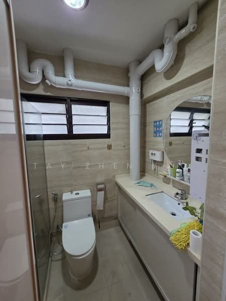708 Tampines Street 71, 708 Tampines Street 71, 3 Bedrooms, 1,076 sqft, HDB Flat For Sale, by Tay Zhen Yao, 500138141 - Bathroom - PropertyGuru.com.sg