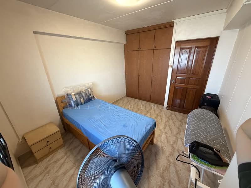 358 Tampines Street 33, 358 Tampines Street 33, Room Rental, 100 sqft, HDB Flat For Rent, by Mike Heng, 500138145 - Bedroom - PropertyGuru.com.sg