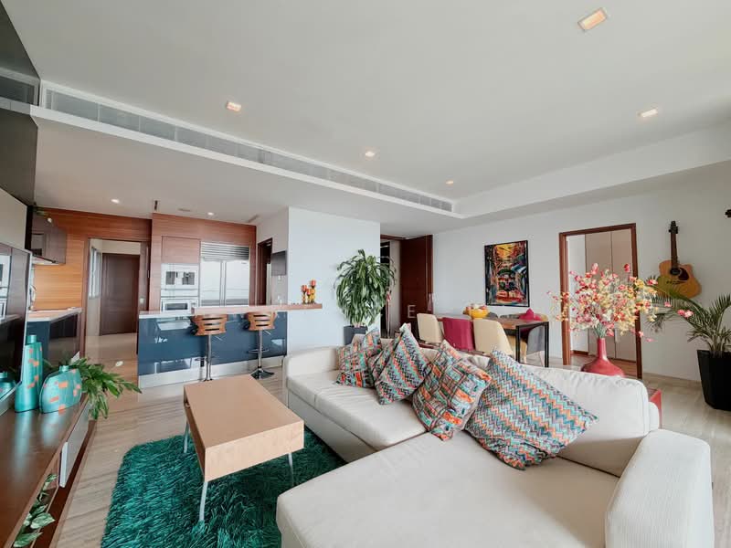 The Orchard Residences, 238 Orchard Boulevard, 3 Bedrooms, 2,174 sqft, Condominium For Sale, by Lawrence Tan, 500138160 - Living Room - PropertyGuru.com.sg