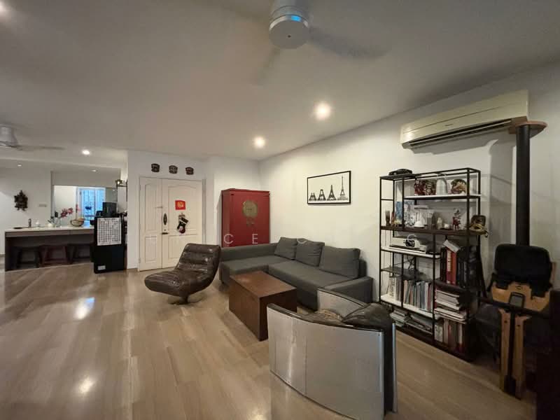 Tanglin Park, 1 Ridley Park, 3 Bedrooms, 1,604 sqft, Condominium For Rent, by Eunice Chong, 500138169 - Spacious living area - PropertyGuru.com.sg