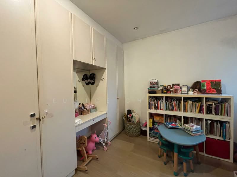 Tanglin Park, 1 Ridley Park, 3 Bedrooms, 1,604 sqft, Condominium For Rent, by Eunice Chong, 500138169 - Bedroom 1 - PropertyGuru.com.sg