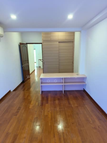 Telok Kurau Lorong J, , 5 Bedrooms, 2,000 sqft, Terraced House For Rent, by Waichung Poon, 500138170 - Bedroom 2 - PropertyGuru.com.sg