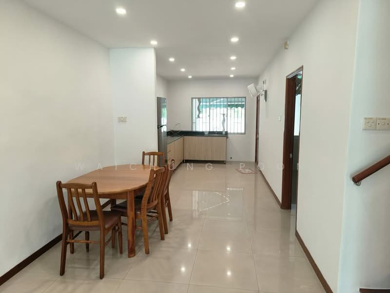 Telok Kurau Lorong J, , 5 Bedrooms, 2,000 sqft, Terraced House For Rent, by Waichung Poon, 500138170 - Dining Area - PropertyGuru.com.sg