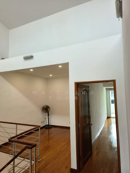 Telok Kurau Lorong J, , 5 Bedrooms, 2,000 sqft, Terraced House For Rent, by Waichung Poon, 500138170 - Level 2 Family Area - PropertyGuru.com.sg