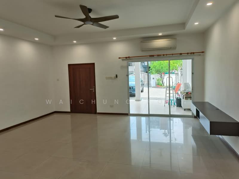 Telok Kurau Lorong J, , 5 Bedrooms, 2,000 sqft, Terraced House For Rent, by Waichung Poon, 500138170 - Living Room - PropertyGuru.com.sg