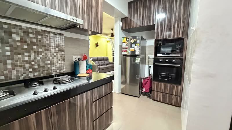 573A Woodlands Glen, 573A Woodlands Drive 16, 2 Bedrooms, 731 sqft, HDB Flat For Sale, by Patrick Chee, 500138171 - Kitchen - PropertyGuru.com.sg