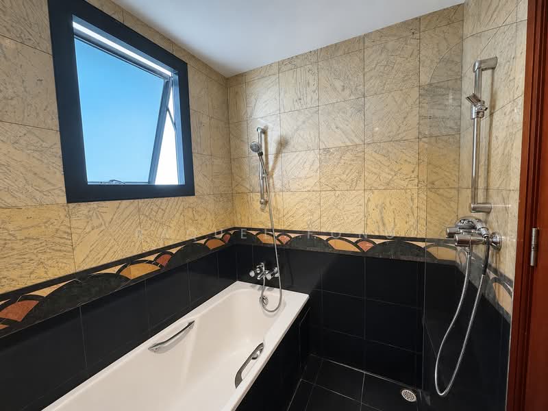 River Place, 60 Havelock Road, 1 Bedroom, 786 sqft, Condominium For Sale, by Raquel Fong, 500138181 - Bathroom - PropertyGuru.com.sg