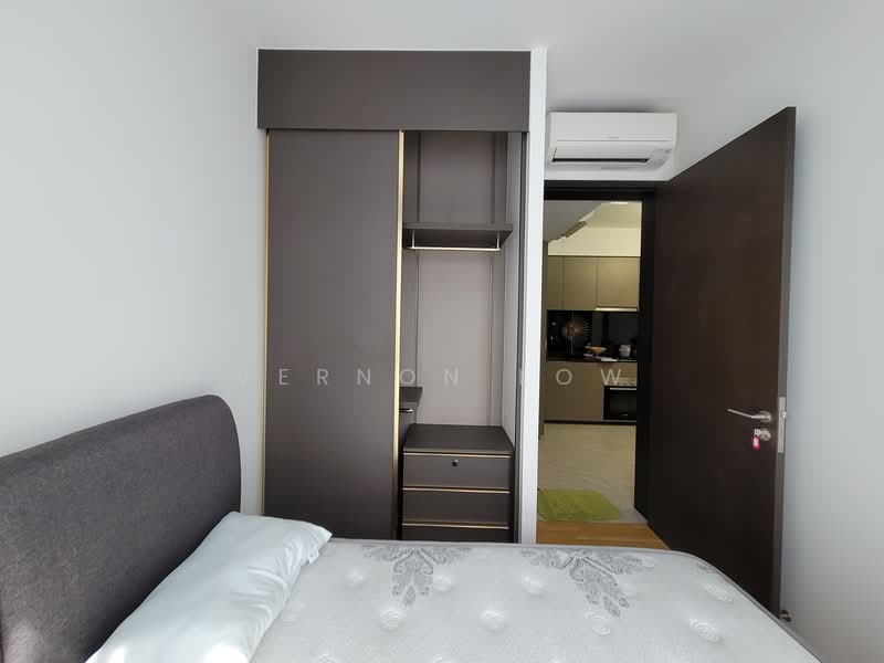 Park Colonial, 6 Woodleigh Lane, 2 Bedrooms, 570 sqft, Condominium For Rent, by Vernon Low, 500138210 - Bedroom - PropertyGuru.com.sg