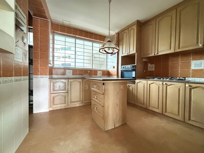 Lakepoint Condo, 2 Lakepoint Drive, 3 Bedrooms, 2,217 sqft, Condominium For Sale, by Jansen Kee, 500138222 - Kitchen - PropertyGuru.com.sg