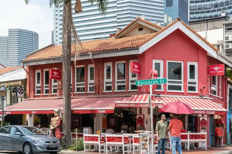 Bussorah Street, Bussorah Street, 1,300 sqft, Shop / Shophouse For Rent, by Stanley Wee, 500138223 - Exterior - CommercialGuru.com.sg