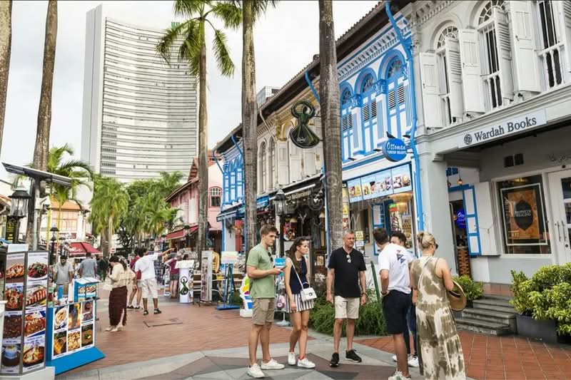 Bussorah Street, Bussorah Street, 1,300 sqft, Shop / Shophouse For Rent, by Stanley Wee, 500138223 - Exterior - CommercialGuru.com.sg
