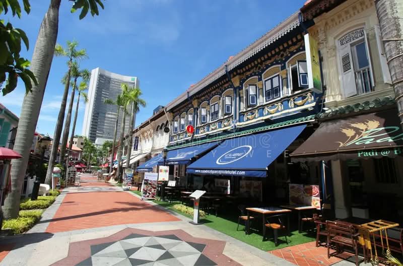 Bussorah Street, Bussorah Street, 1,300 sqft, Shop / Shophouse For Rent, by Stanley Wee, 500138223 - Exterior - CommercialGuru.com.sg