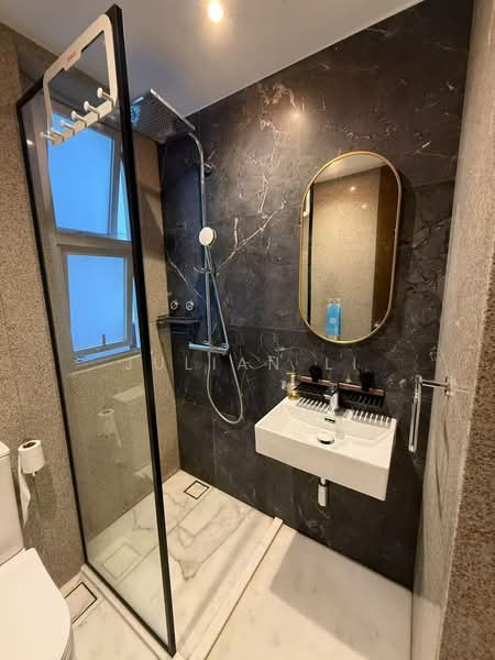 The Levelz, 38 Farrer Road, 2 Bedrooms, 1,281 sqft, Condominium For Rent, by Julian Li, 500138228 - Bathroom - PropertyGuru.com.sg