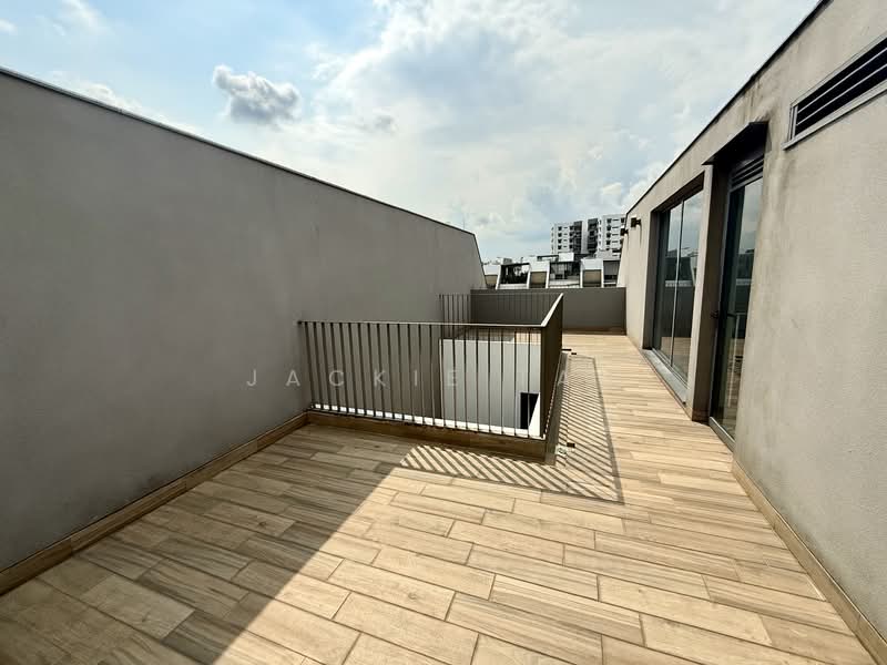 Nim Collection, Nim Terrace, 5 Bedrooms, 4,294 sqft, Terraced House For Sale, by JACKIE TAN, 500138233 - Balcony - PropertyGuru.com.sg