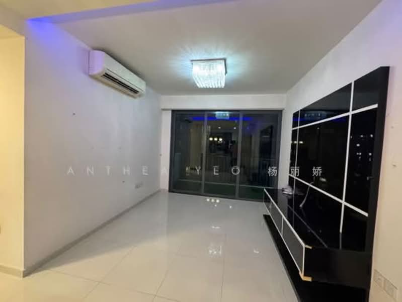 Esparina Residences, 117 Compassvale Bow, 2 Bedrooms, 678 sqft, Executive Condominium For Rent, by Anthea Yeo 杨丽娇, 500138234 - Living Room - PropertyGuru.com.sg