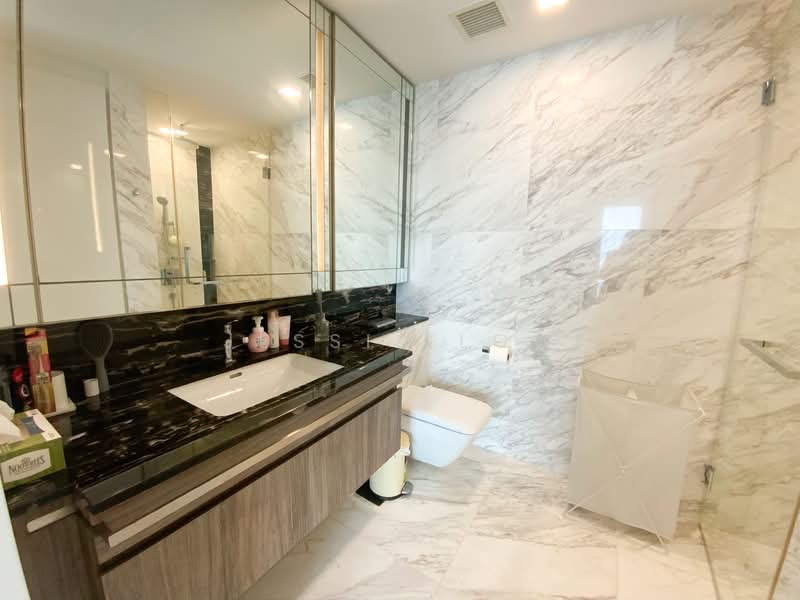 Wallich Residence, 3 Wallich Street, 2 Bedrooms, 861 sqft, Condominium For Sale, by Jessie Low, 500138235 - Bathroom - PropertyGuru.com.sg