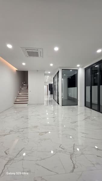 C.H.E.A.P C.H.E.A.P C.H.E.A.P! BRAND NEW CORNER TERRACE!, West Coast Road, 4 Bedrooms, 5,100 sqft, Corner Terrace For Sale, by Shirley Lee, 500138244 - PropertyGuru.com.sg