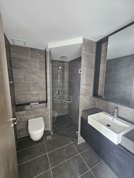 Affinity At Serangoon, 30 Serangoon North Avenue 1, 1 Bedroom, 474 sqft, Condominium For Sale, by Ivy Lew, 500138247 - Bathroom - PropertyGuru.com.sg