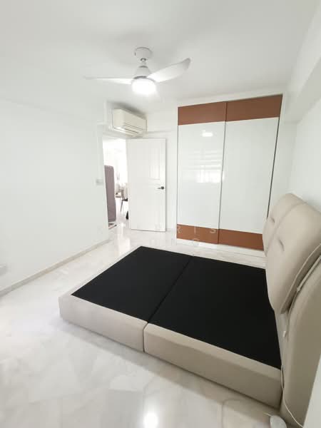 521 Jelapang Road, 521 Jelapang Road, Room Rental, 200 sqft, HDB Flat For Rent, by Klarris Leong, 500138249 - Bedroom - PropertyGuru.com.sg