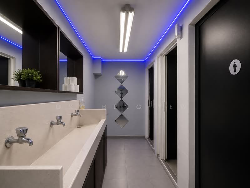 ⭐ ⭐ ⭐ Ready-to-Operate Bar Takeover! ⭐ ⭐ ⭐, Prinsep Street / Middle Road / Selegie Road, 900 sqft, Shop / Shophouse For Rent, by Ong Beng Yew, 500138260 - Bathroom - CommercialGuru.com.sg