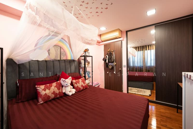 157 Pasir Ris Street 13, 157 Pasir Ris Street 13, 4 Bedrooms, 2,034 sqft, HDB Flat For Sale, by Santhi Yogesparan, 500138279 - common Bedroom - PropertyGuru.com.sg