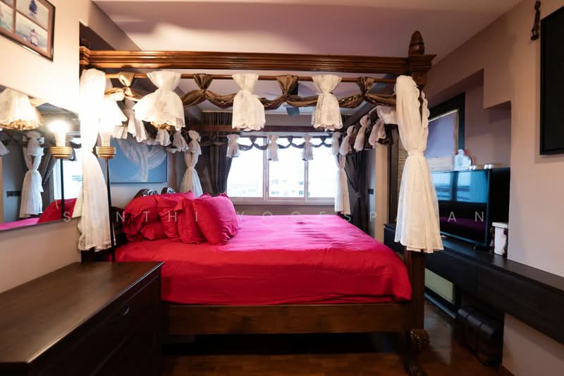 157 Pasir Ris Street 13, 157 Pasir Ris Street 13, 4 Bedrooms, 2,034 sqft, HDB Flat For Sale, by Santhi Yogesparan, 500138279 - Master Bedroom - PropertyGuru.com.sg