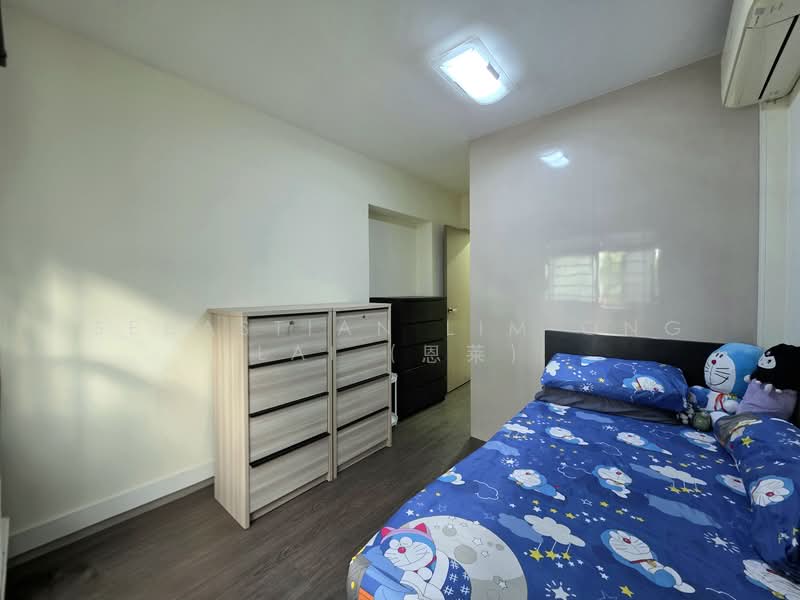 275B Jurong West Street 25, 275B Jurong West Street 25, 3 Bedrooms, 1,195 sqft, HDB Flat For Sale, by Sebastian Lim Ong Lai (恩莱), 500138303 - Bedroom - PropertyGuru.com.sg