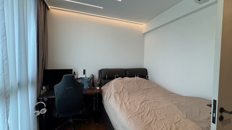 Canberra Residences, 501 Canberra Drive, 3 Bedrooms, 1,130 sqft, Condominium For Sale, by Edric Ho, 500138305 - Common Bedroom - PropertyGuru.com.sg
