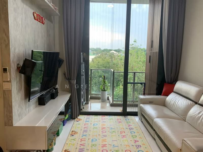 Robin Suites, 25 Robin Road, 2 Bedrooms, 538 sqft, Apartment For Sale, by Angela Tay, 500138307 - Living Room - PropertyGuru.com.sg