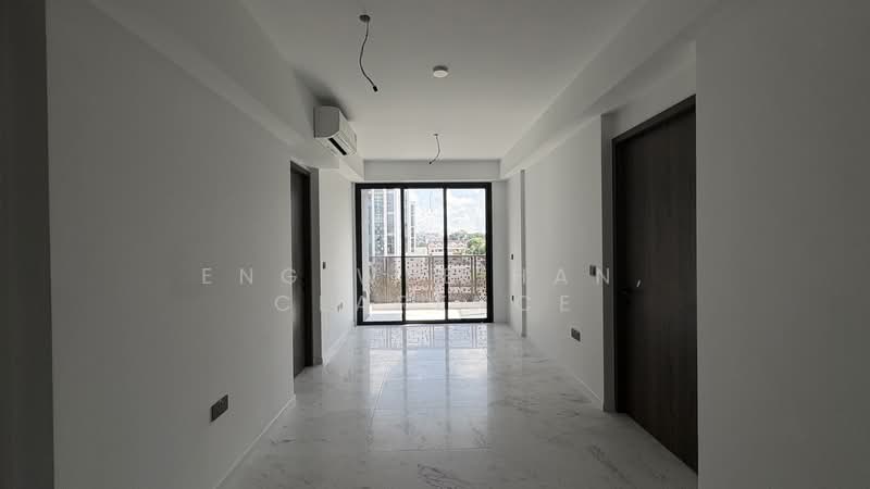 Sceneca Residence, Tanah Merah Kechil Link, 3 Bedrooms, 904 sqft, Condominium For Sale, by Eng Wee Han, Clarence, 500138312 - Corridor - PropertyGuru.com.sg