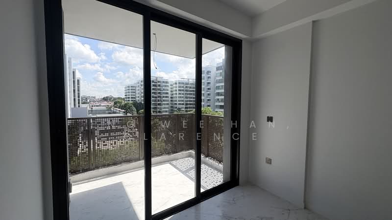 Sceneca Residence, Tanah Merah Kechil Link, 3 Bedrooms, 904 sqft, Condominium For Sale, by Eng Wee Han, Clarence, 500138312 - Balcony - PropertyGuru.com.sg