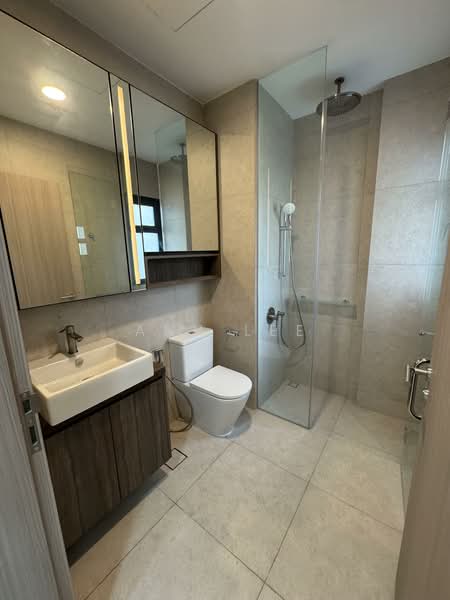 K Suites, 21 Lorong K Telok Kurau, 4 Bedrooms, 1,130 sqft, Apartment For Sale, by Ann Lee, 500138322 - Bathroom - PropertyGuru.com.sg