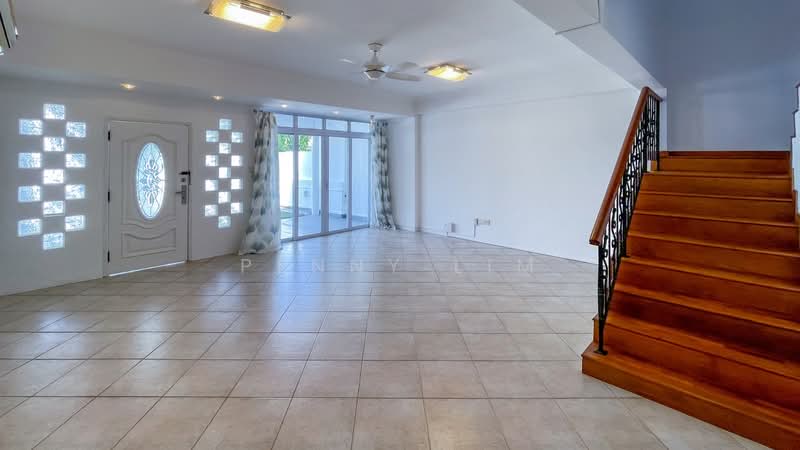 18 Neram Road, Neram road, 4 Bedrooms, 2,107 sqft, Terraced House For Rent, by Penny Lim, 500138329 - Living Room - PropertyGuru.com.sg