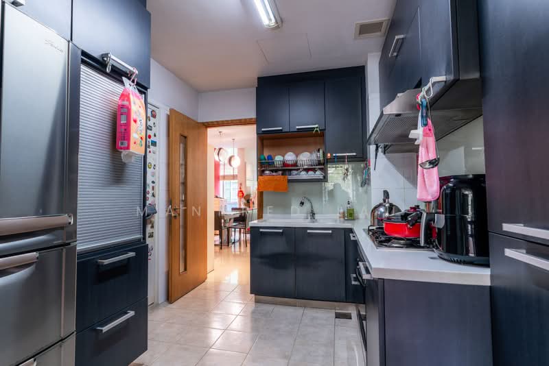 Joo Chiat; 1km to Tao Nan Primary, , 3 Bedrooms, 1,324 sqft, Apartment For Sale, by Manfred Lau, 500138332 - Kitchen - PropertyGuru.com.sg