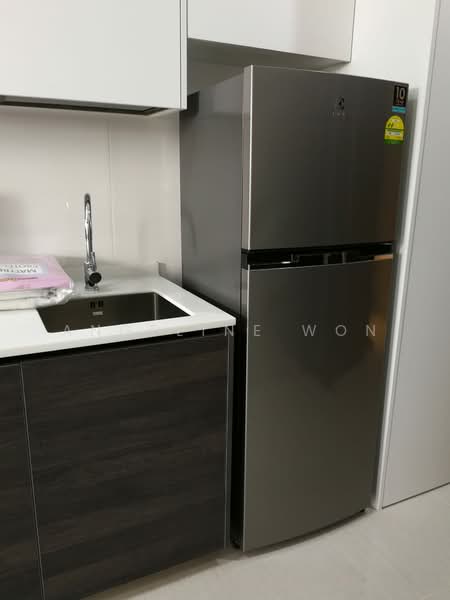 Sims Urban Oasis, 2 Sims Drive, Studio, 463 sqft, Condominium For Sale, by Angeline Won, 500138339 - Kitchen - PropertyGuru.com.sg